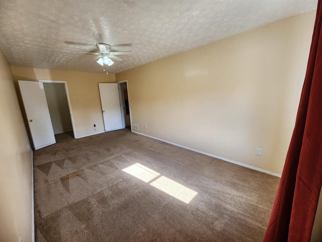 606 Pine Tree Trl #4 - Photo 7 of 9