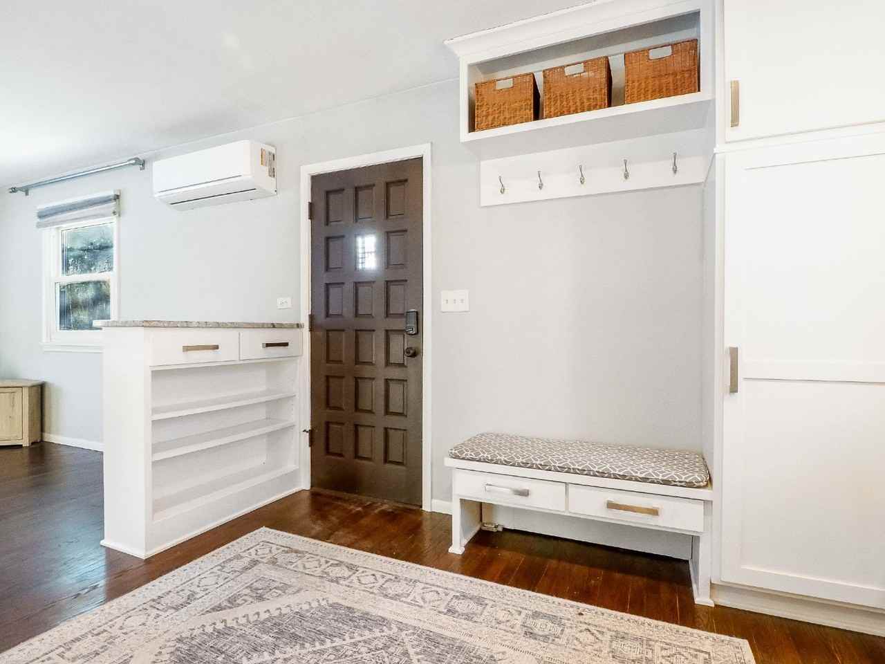 1909 Stowe Ave - Photo 3 of 16