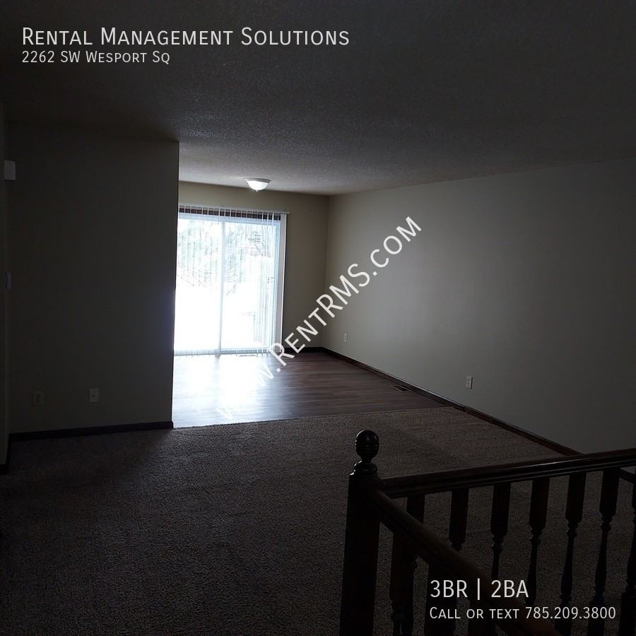 2262 2262 SW Wesport Sq - Photo 2 of 33