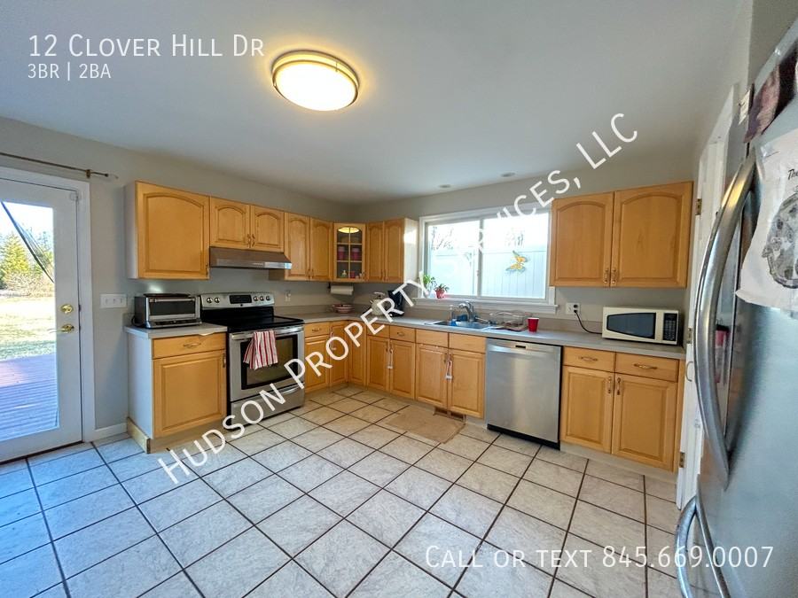 12 Clover Hill Dr - Photo 3 of 15