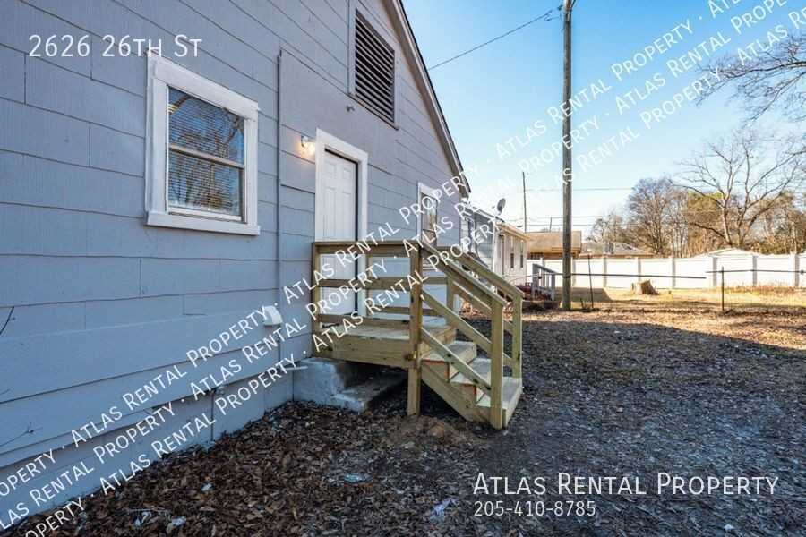 2626 26th St - Photo 6 of 27