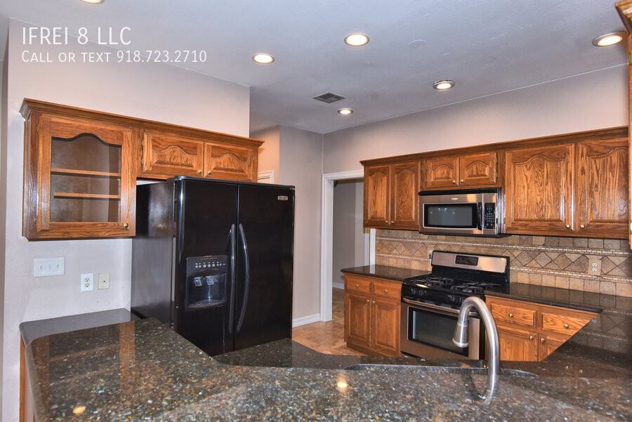 300 S 63rd St - Photo 2 of 29