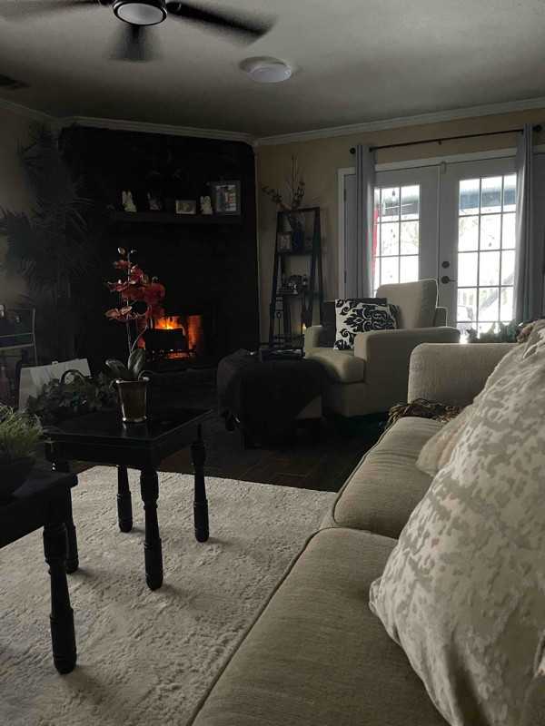 249 Dianne Dr - Photo 2 of 5