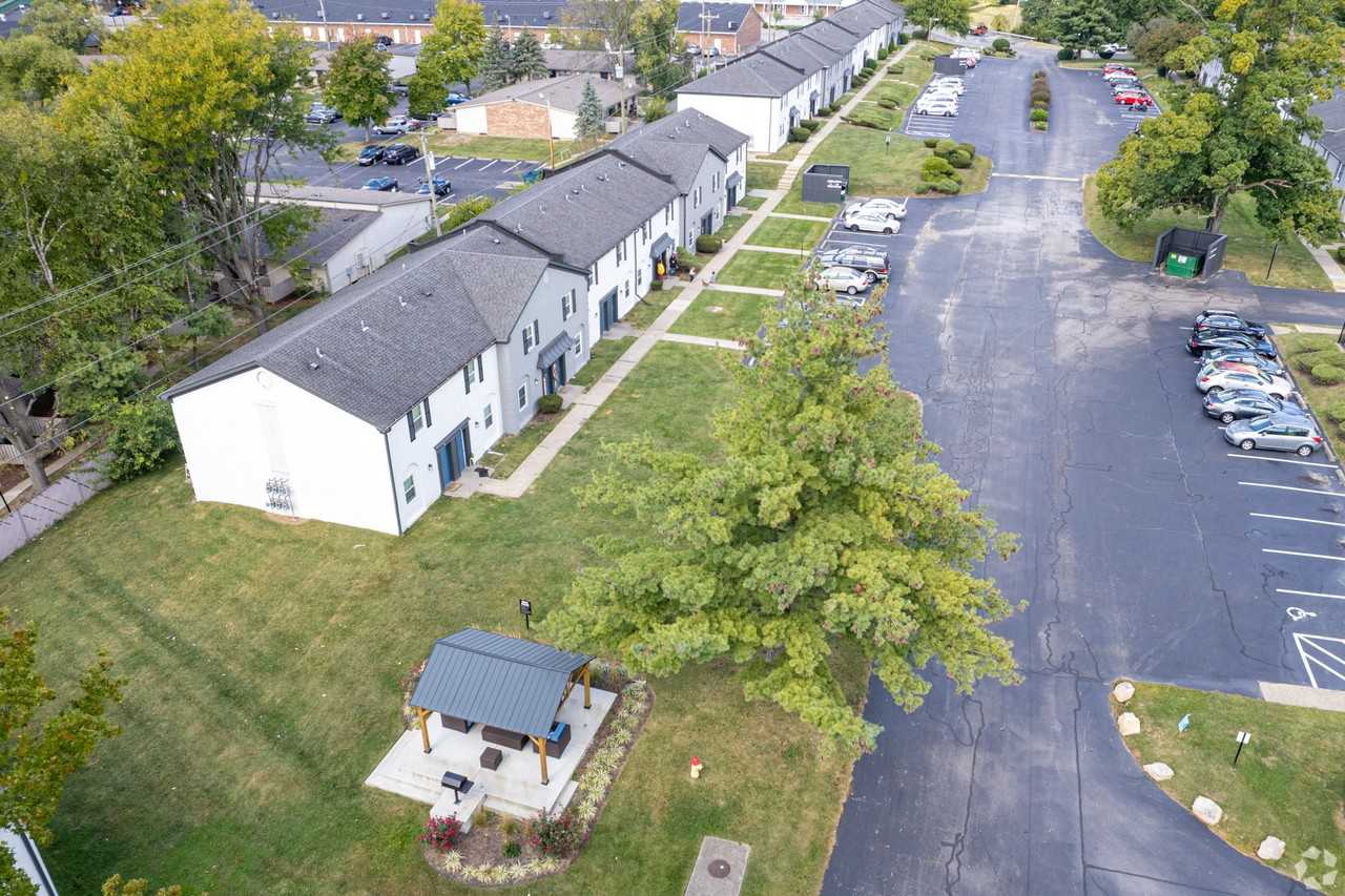 z-120125-The Monroe - Photo 7 of 24