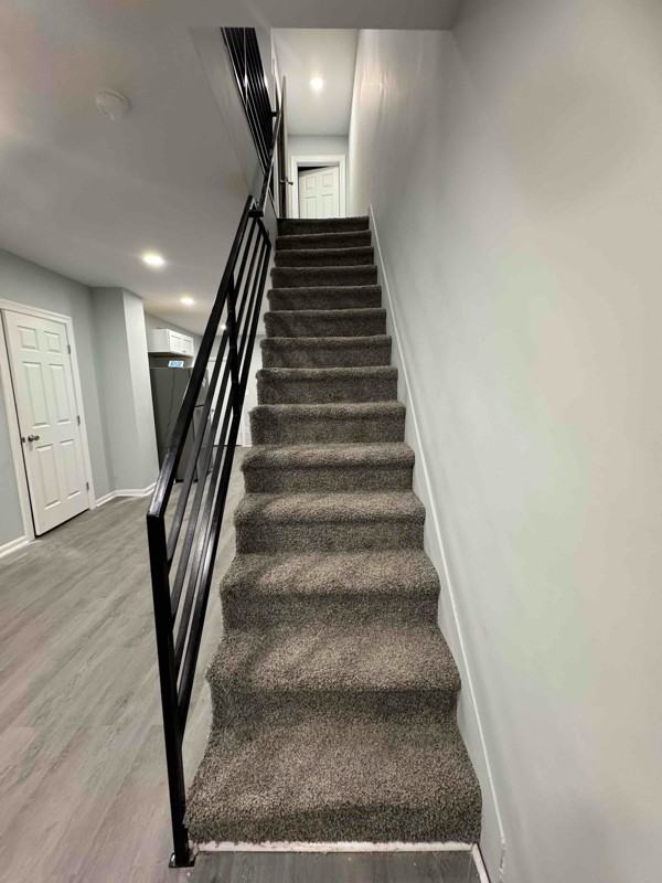 545 N Creighton St - Photo 2 of 9