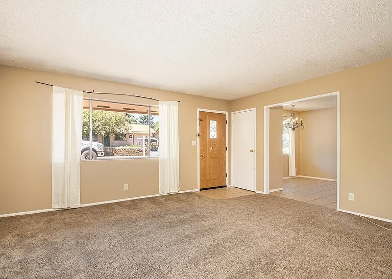 4921 E Snowshoe Way - Photo 2 of 10