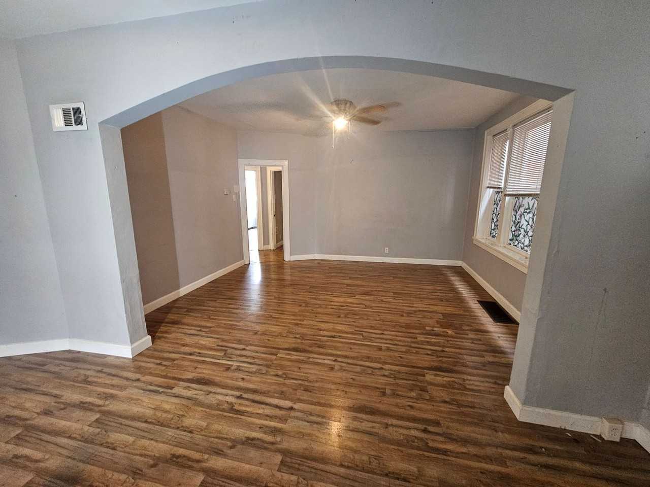 5034 Louisiana Ave - Photo 3 of 12