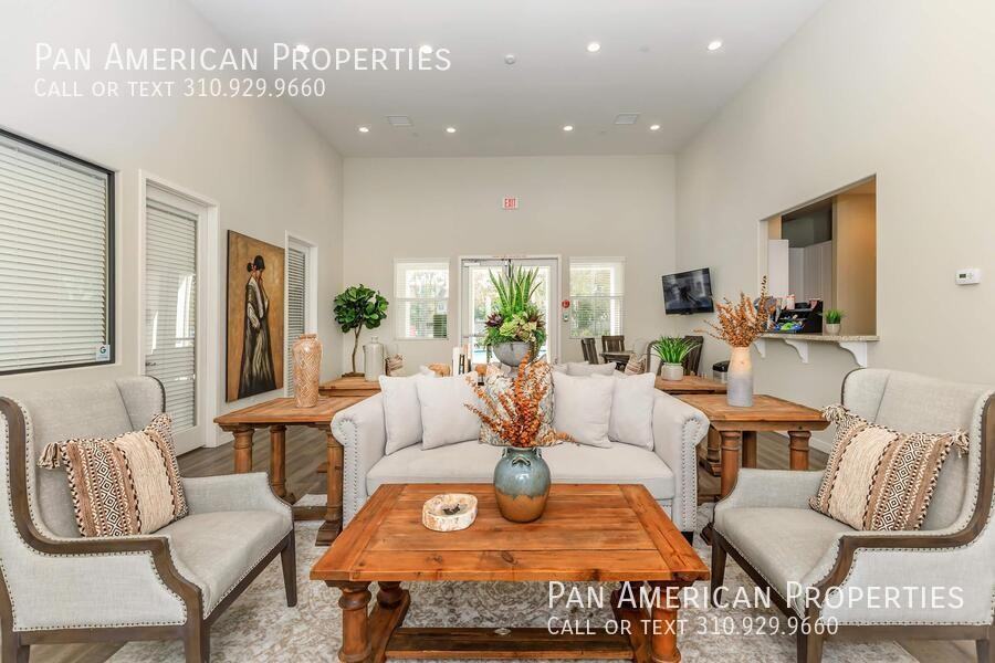 Hallmark Mission - Photo 3 of 50