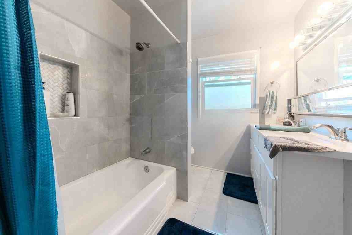 3901 Tower Dr #NA - Photo 3 of 5