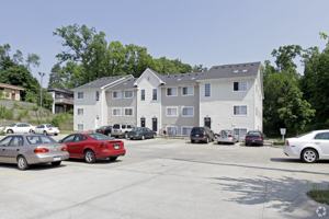 featured image of 1506 Knollwood Ave #1A