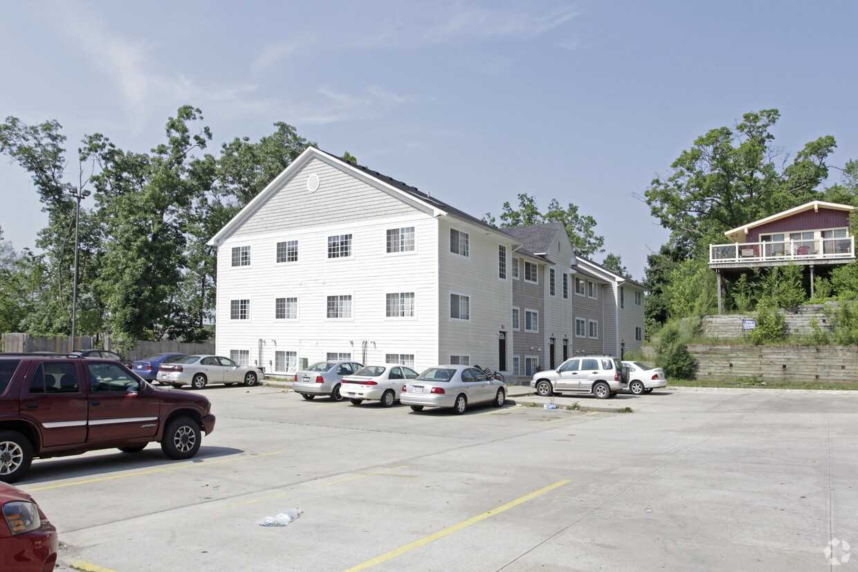 1506 Knollwood Avenue #1A - Photo 2 of 7