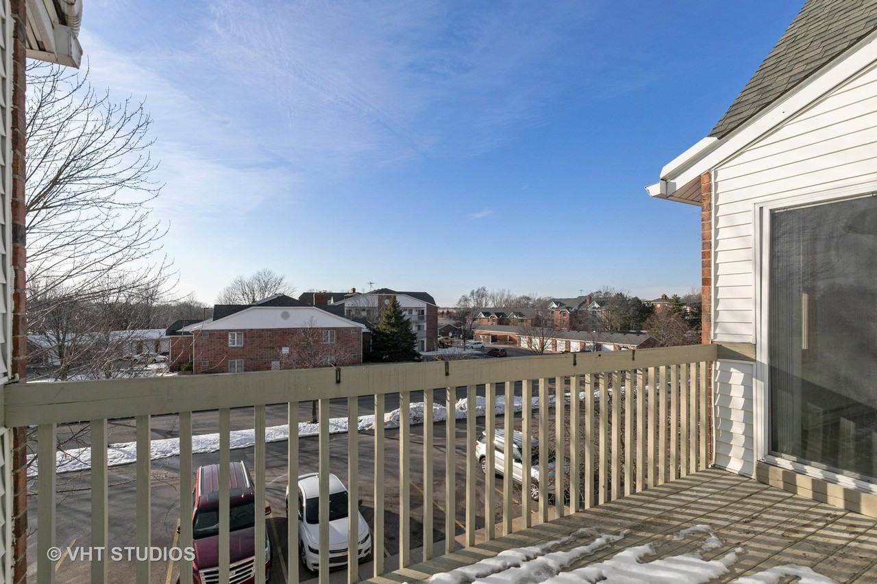 1332 Cunat Ct #3D - Photo 2 of 13