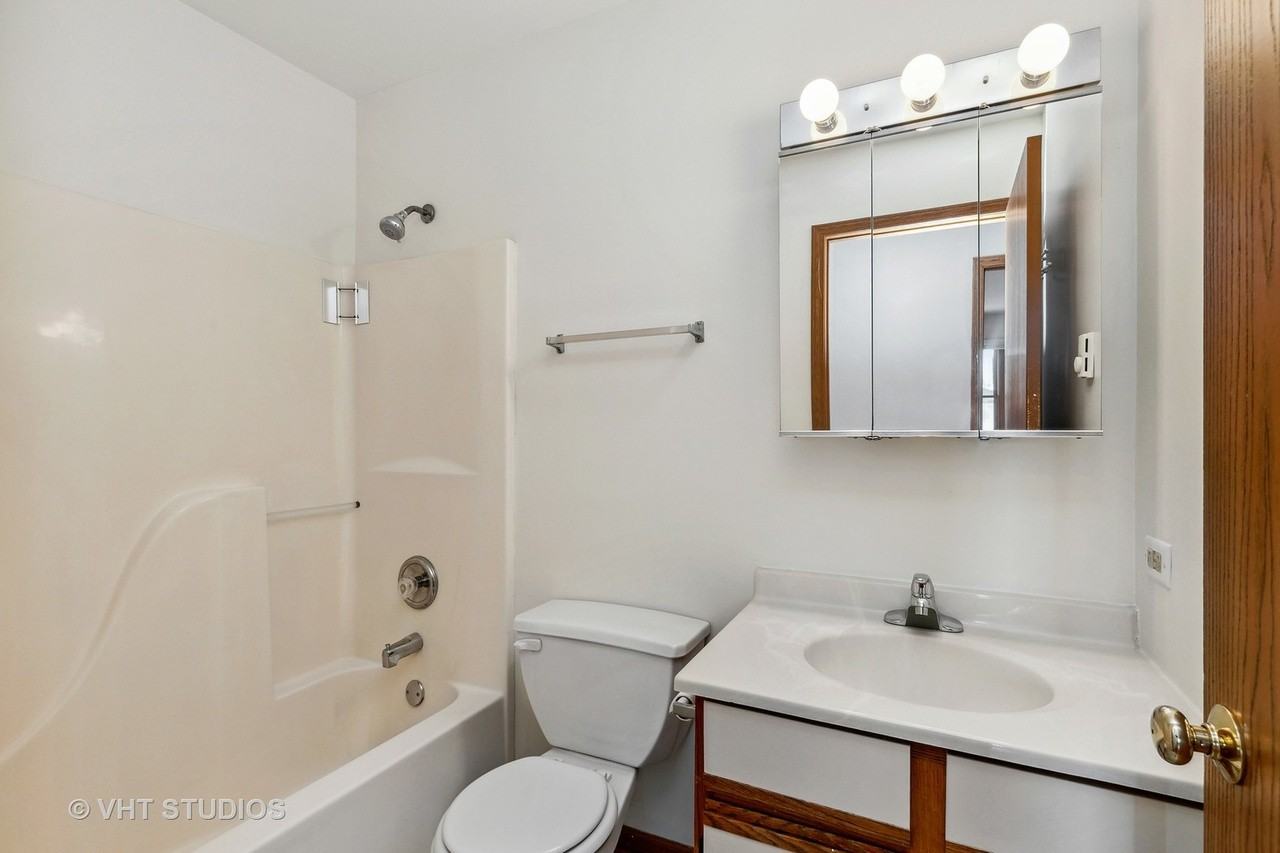 1332 Cunat Ct #3D - Photo 4 of 13