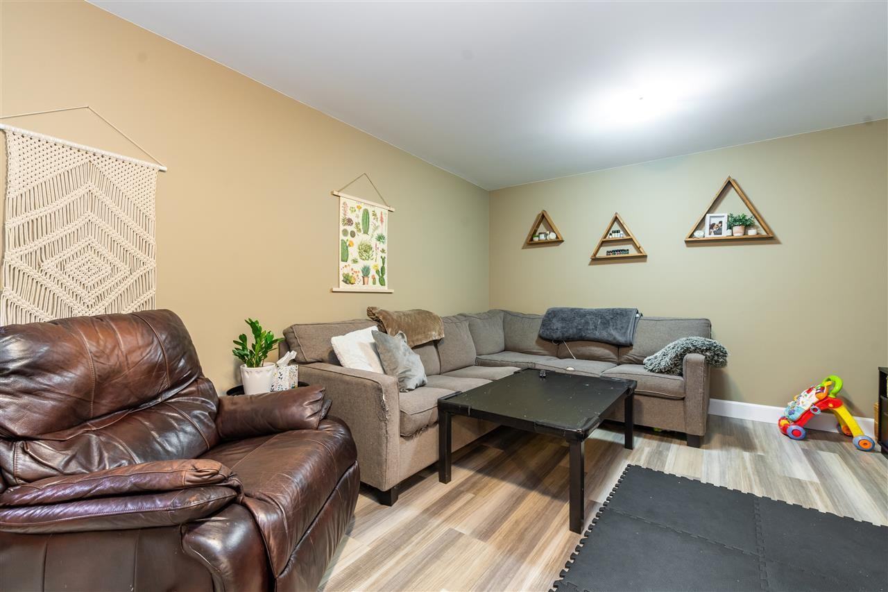 7407 Crestwood Drive - Photo 7 of 20