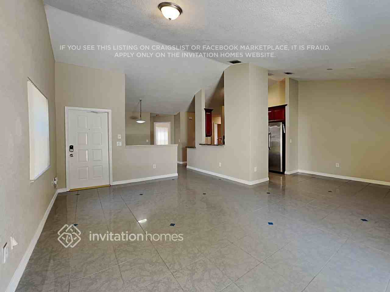 8701 Sw 11th St - Photo 3 of 20