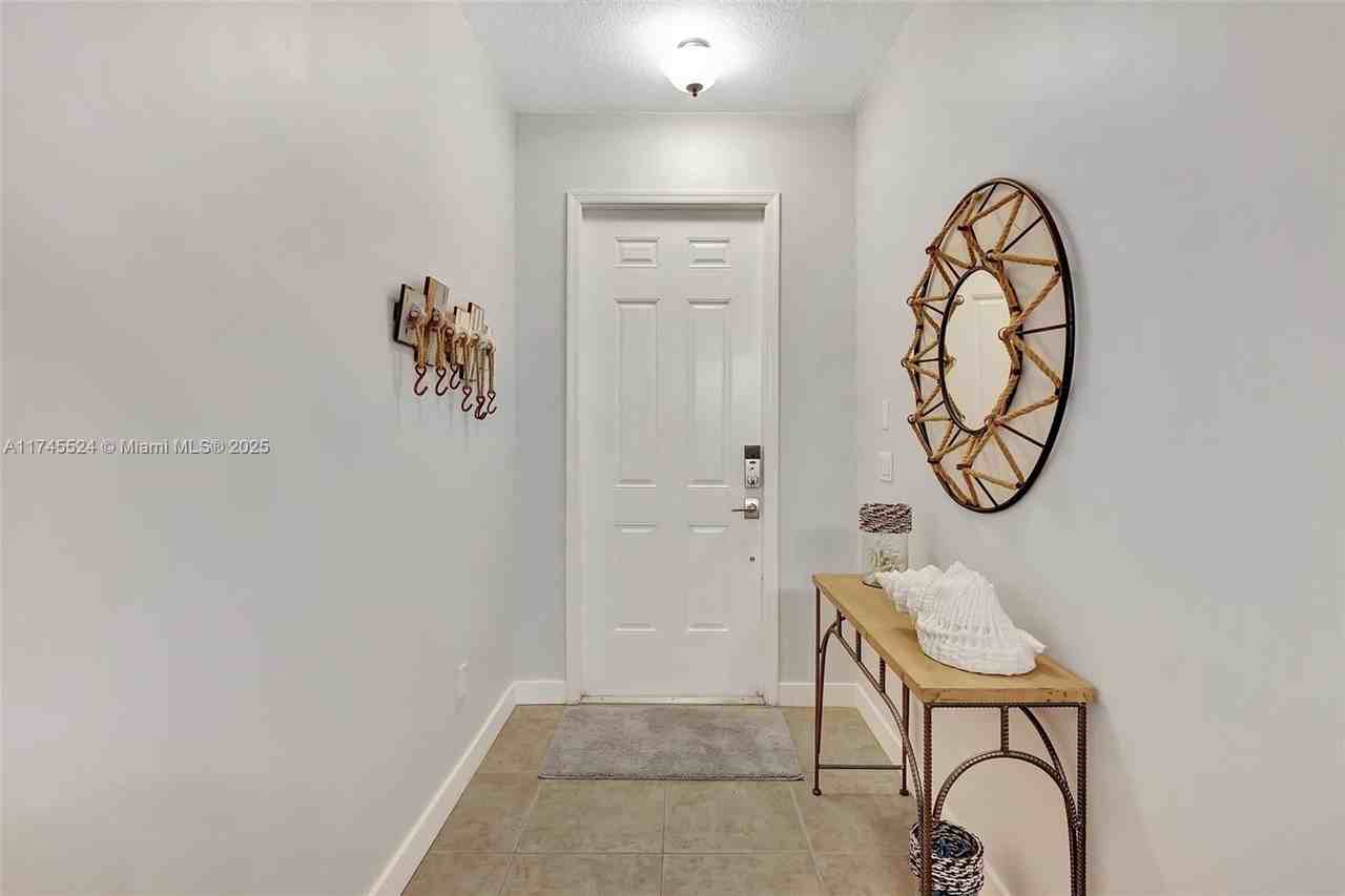 1604 Mariner Bay Blvd #1604 - Photo 6 of 43