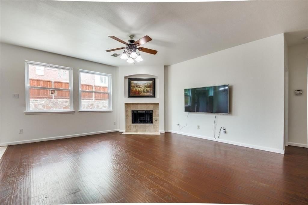 9720 Kingsmill Dr - Photo 5 of 25