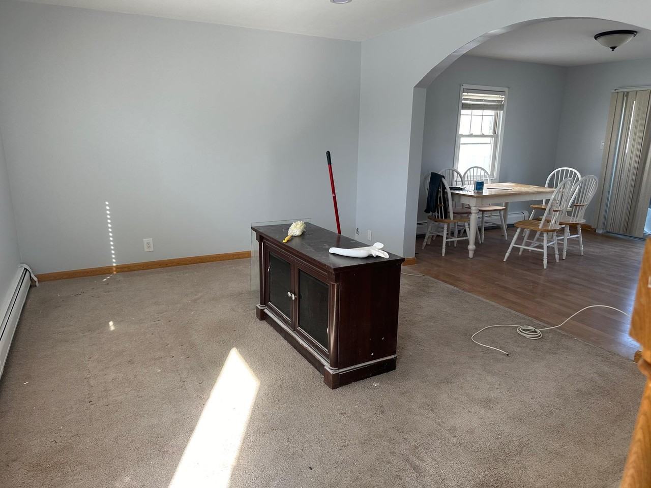 1433 Bellmore Rd - Photo 3 of 8
