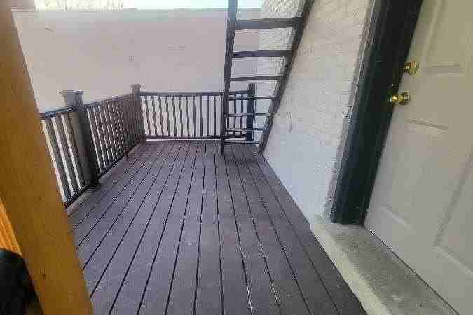 824 Main St Apt 2r - Photo 3 of 12