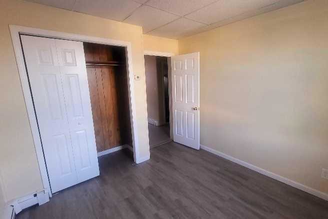 824 Main St Apt 2r - Photo 7 of 12