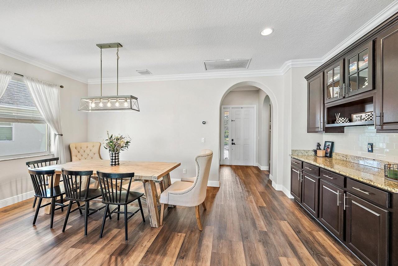 10352 Sw Westlawn Blvd - Photo 5 of 33