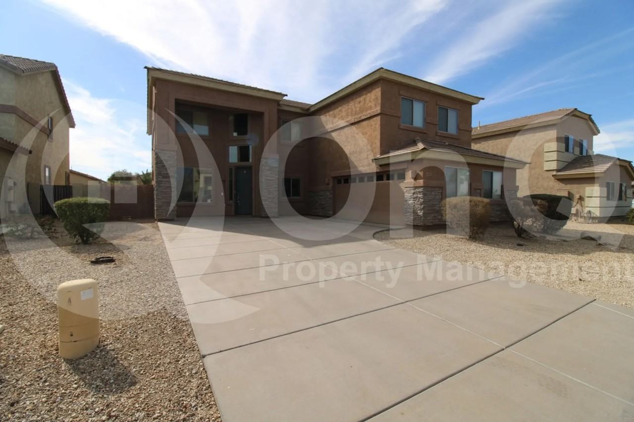 6833 W Burgess Ln - Photo 2 of 41