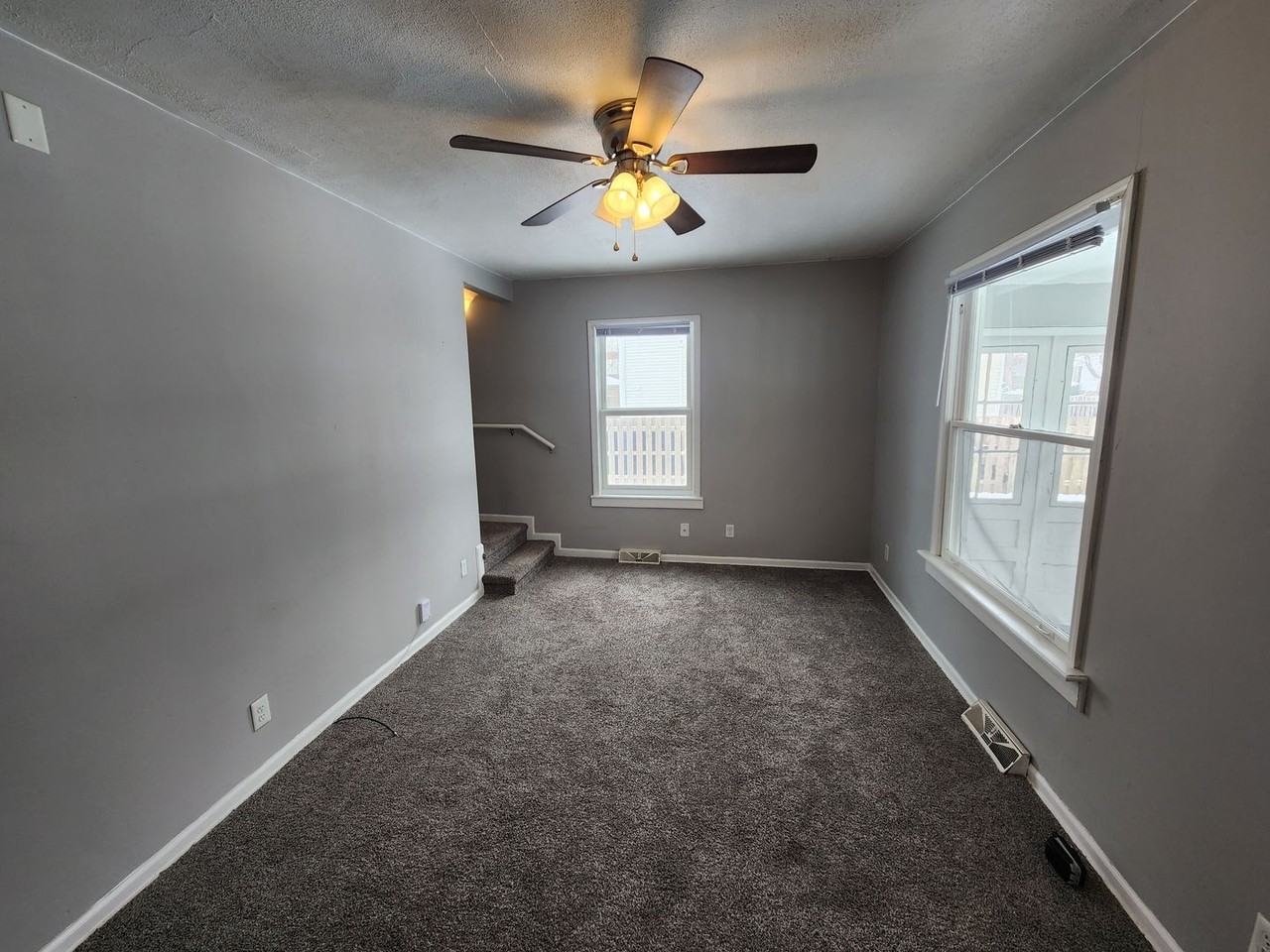 2809 N Main St - Photo 2 of 19