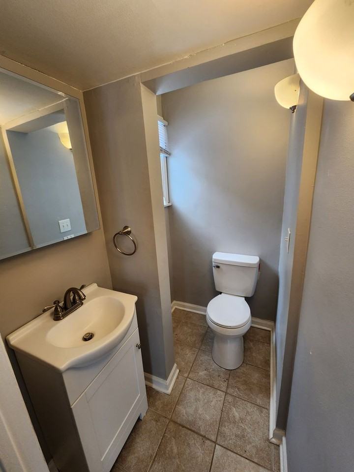 2809 N Main St - Photo 6 of 19