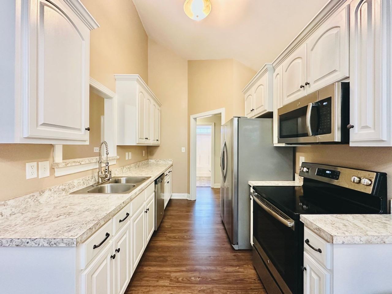 2531 Winding Creek Dr Sw - Photo 7 of 26