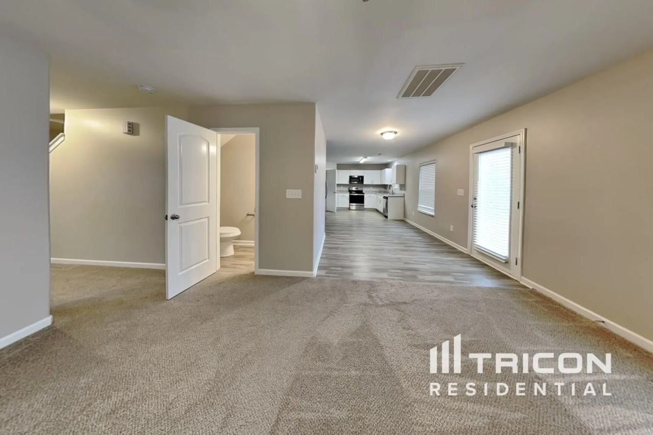 447 447 Oakleigh Lane Oakboro NC - Photo 2 of 18