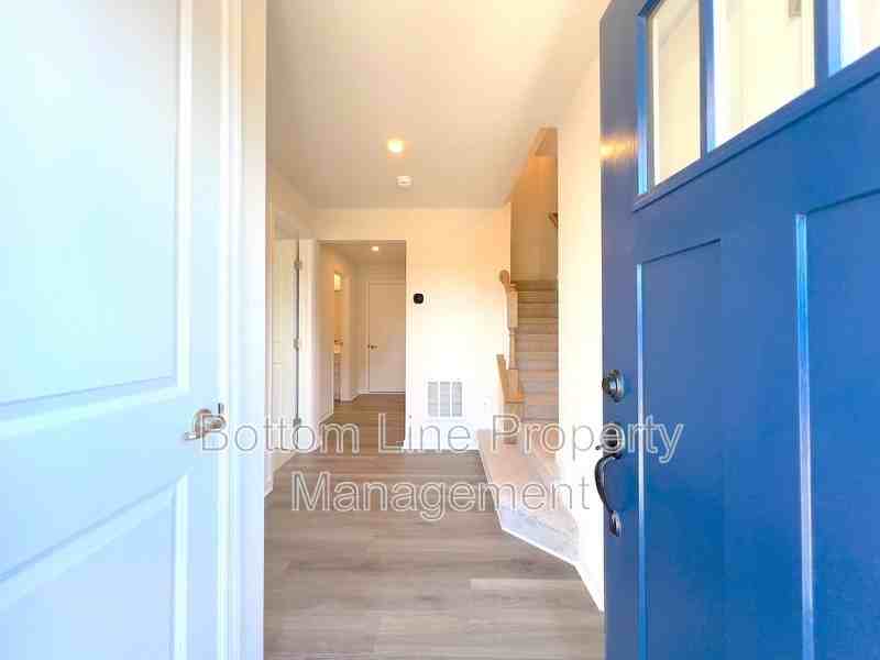 3006 Timber Mill Dr - Photo 2 of 43