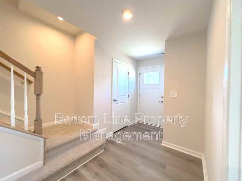 3006 Timber Mill Dr - Photo 3 of 43