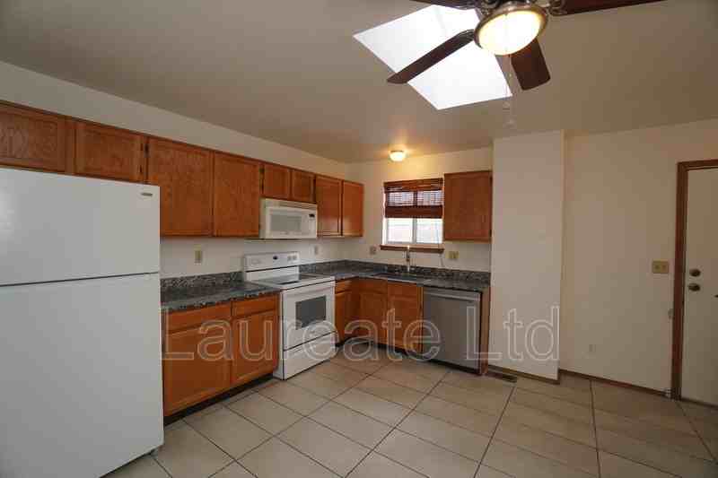 1859 Granby Ct - Photo 4 of 20