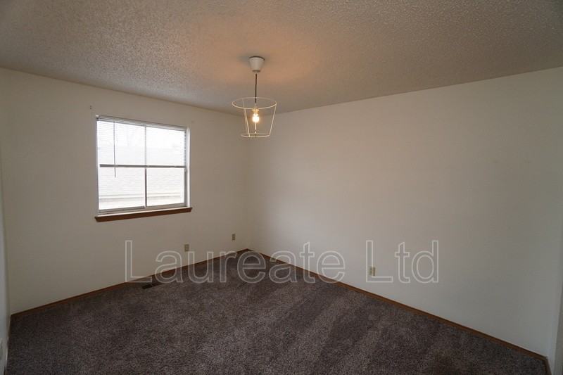 1859 Granby Ct - Photo 7 of 20