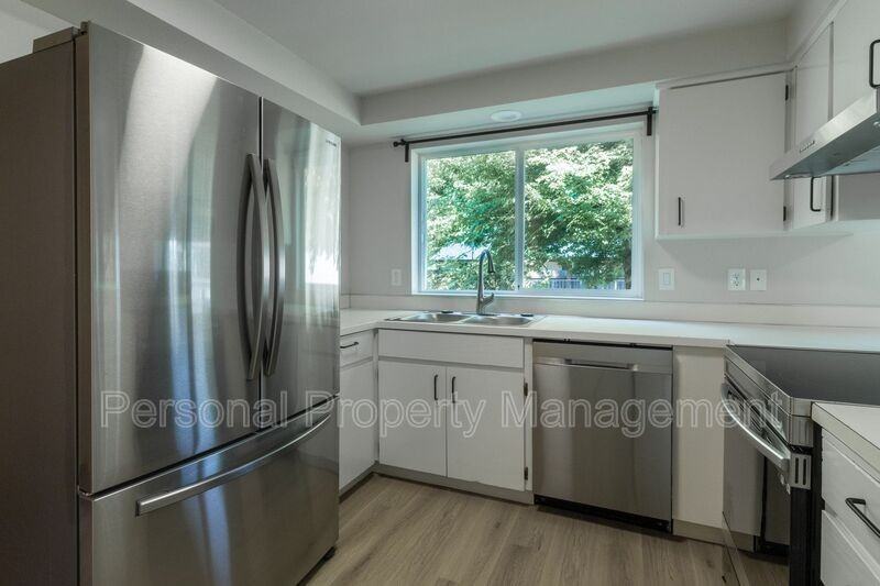 861 14th St - Photo 4 of 16