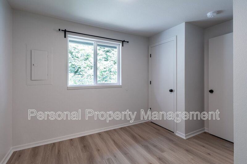 861 14th St - Photo 6 of 16