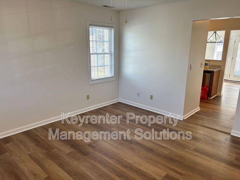 528 D St - Photo 4 of 33