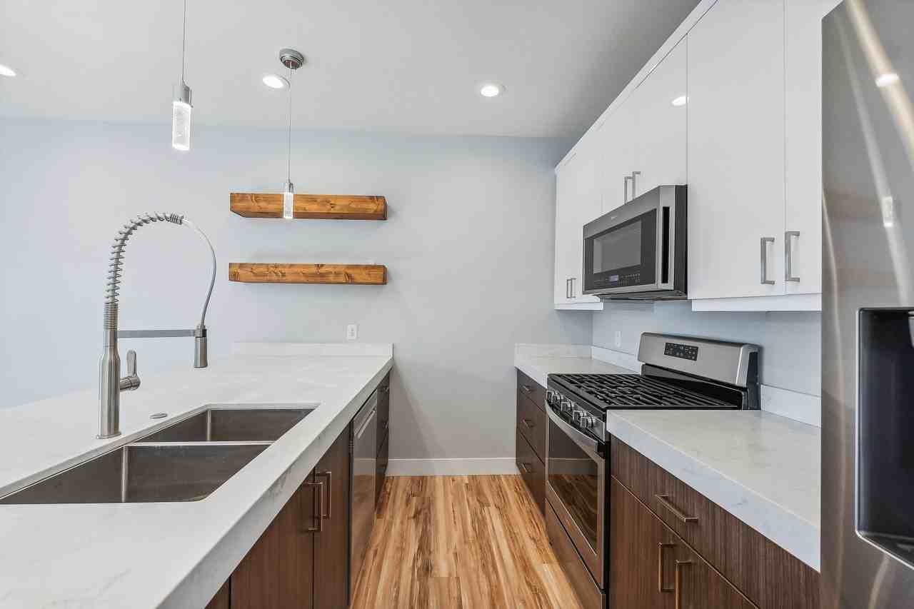 322 Reed Ave #0 - Photo 5 of 20