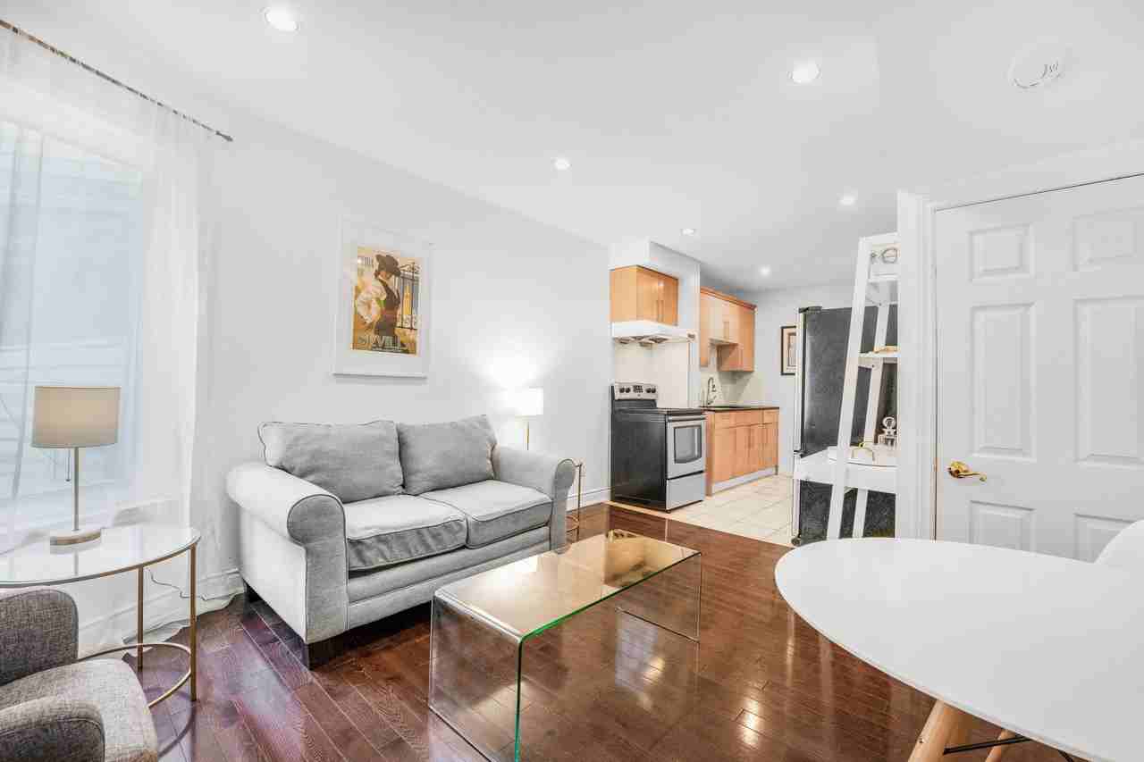 513 Greenwood Avenue #1 - Photo 3 of 23
