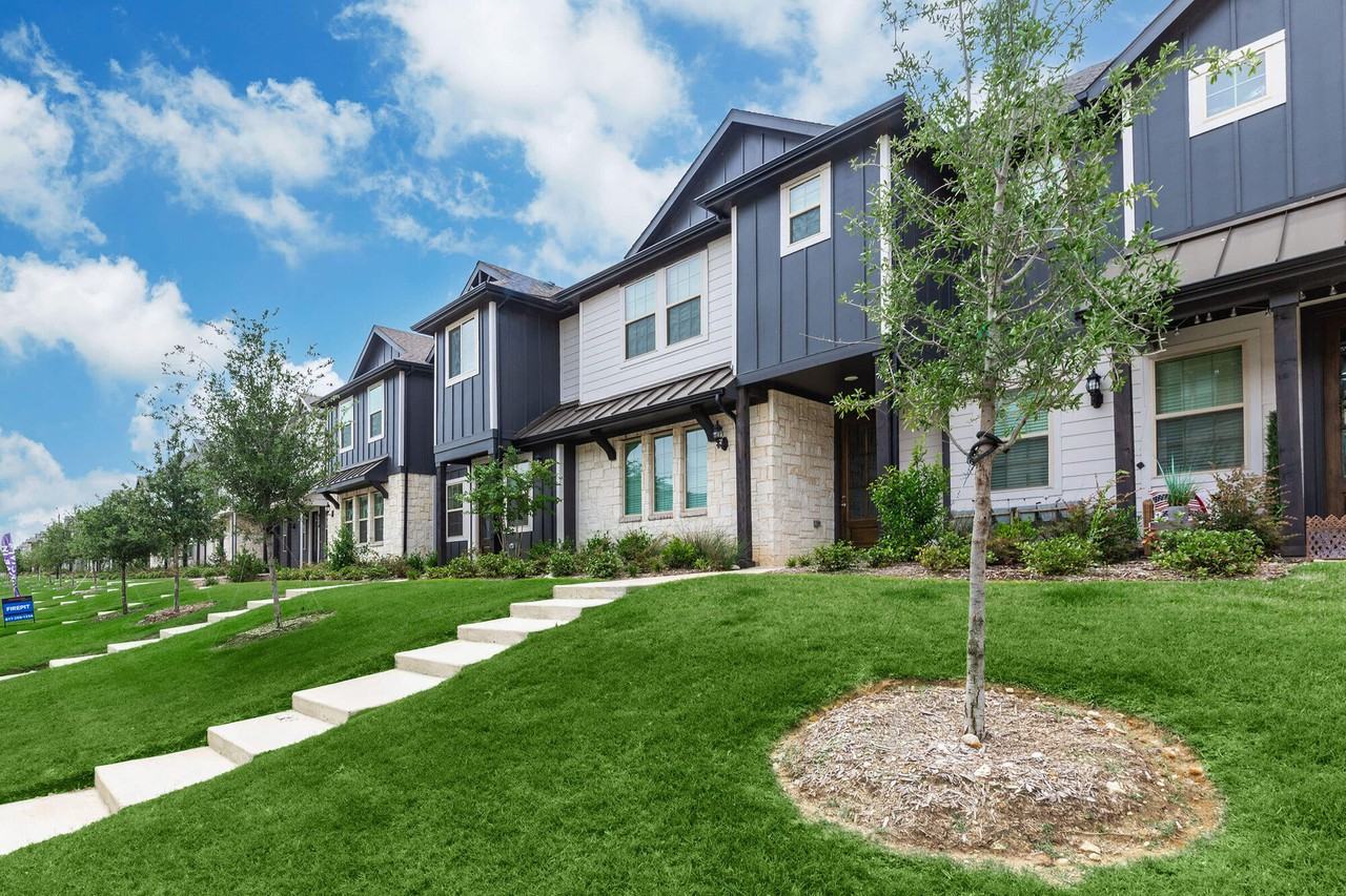 Tavolo Park Townhomes - Photo 3 of 50