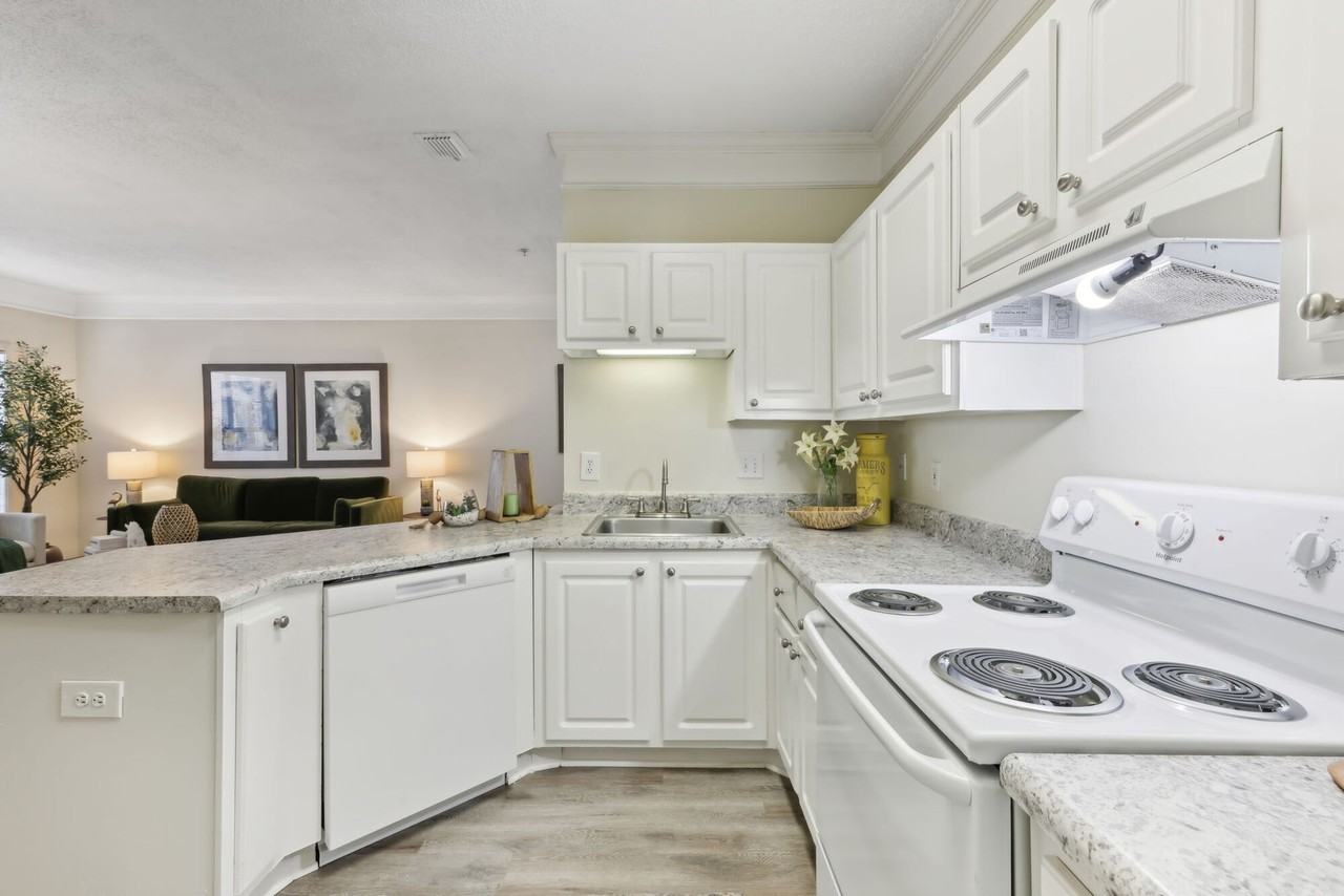 The Paxton - Photo 5 of 41