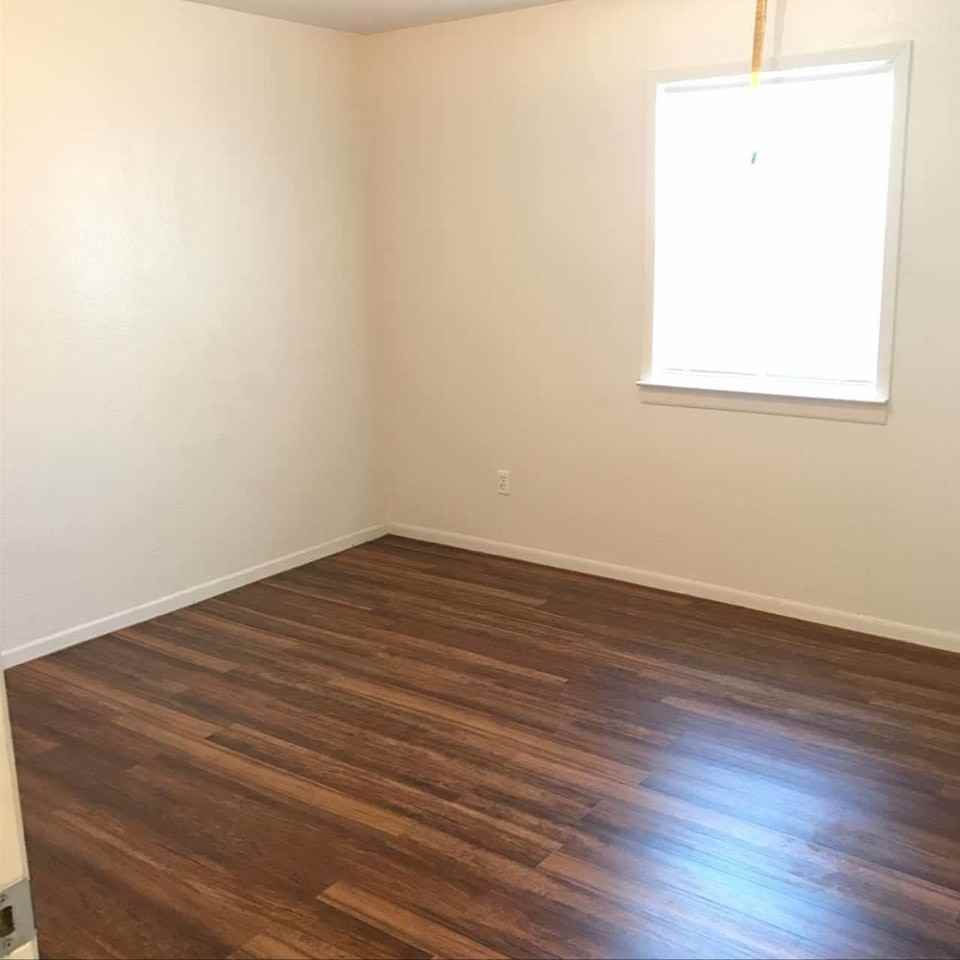 337 West Elm Mott Drive - Photo 3 of 5