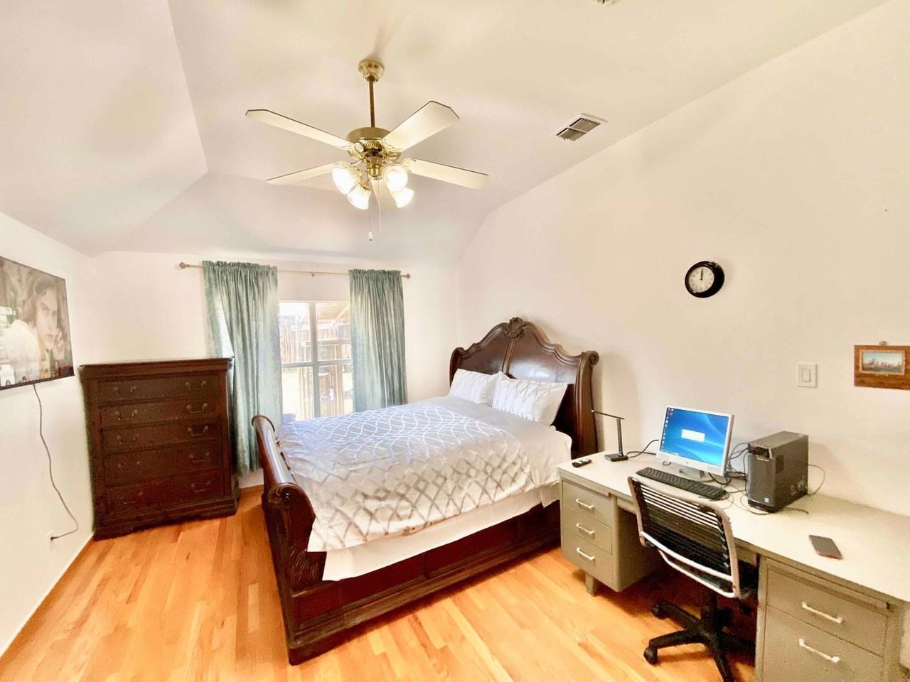 5632 Rickshaw Ln - Photo 7 of 20