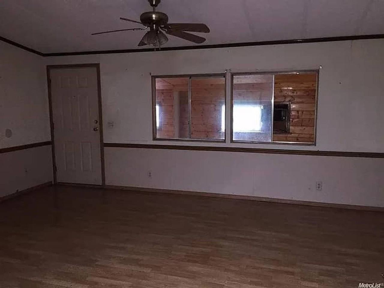 829 Sequoia Cir - Photo 2 of 6