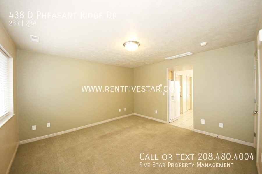 438 Pheasant Ridge Dr Apt D - Photo 5 of 15