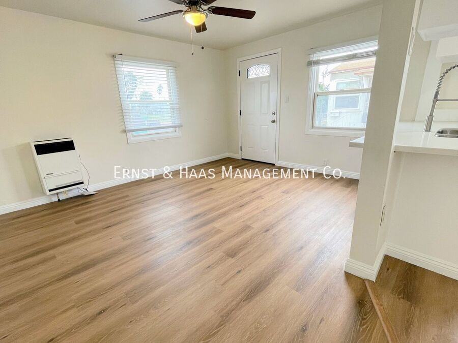 2123 W Columbia St - Photo 4 of 15