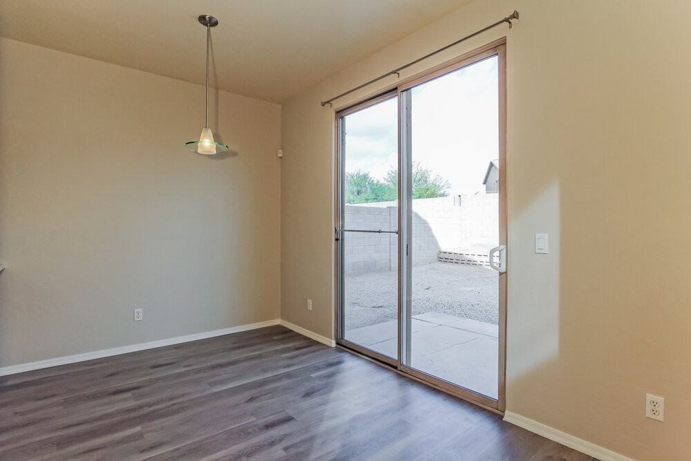 11374 W Pima St - Photo 6 of 17