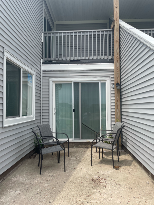 8335 W Northridge Ct #8335 - Photo 2 of 21