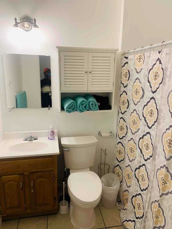 1721 Guilford Ave #1 - Photo 7 of 12