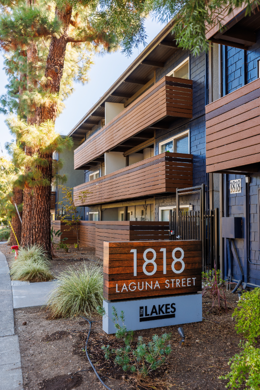 1850 Laguna St #2B - Photo 2 of 11